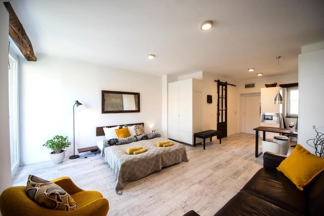 Loft Apartman Lejlighed Pécs Eksteriør billede